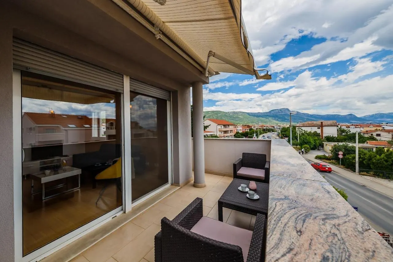 Angels II **** Apartment Kastela